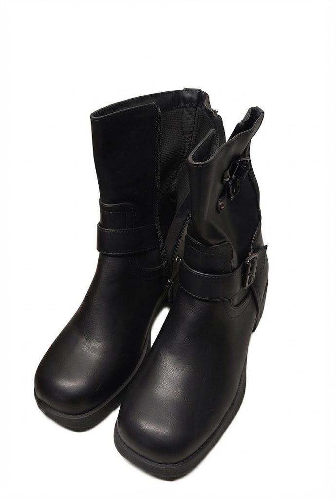 Soda Boots Size 8 1/2