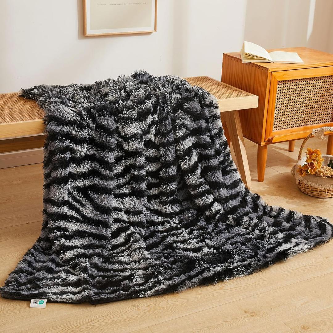 XeGe Luxury Faux Fur Throw, Soft 50x60 Zebra Print Fluffy Blanket, Shaggy Plush Decorative Farmhouse Couch Throw, Cute Furry Fuzzy Blanket for Sofa Bed, Zebra Print Grey