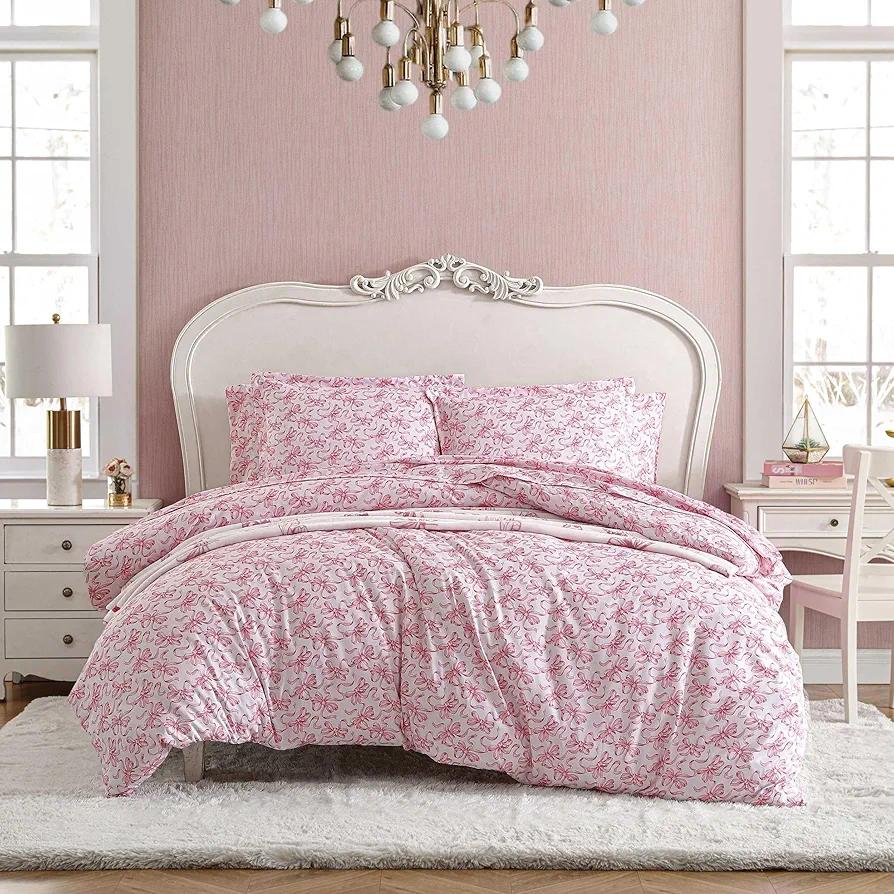 Betsey Johnson - Full/Queen Duvet Cover Set, Super Soft Bedding with Matching Shams, Chic Bedding Set (Ballet Bows Pink, Full/Queen)