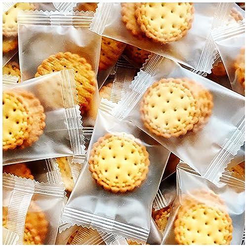 IXIGER 200 pcs Cellophane Treat Bags 4.33" X 5.91" Was Perfect For A 3” Cookie,Cookie Bags Heat-Sealed By A Bag-Sealing Machine, Small Cellophane Bags For Packaging Cookies, Gifts, Products, Candy