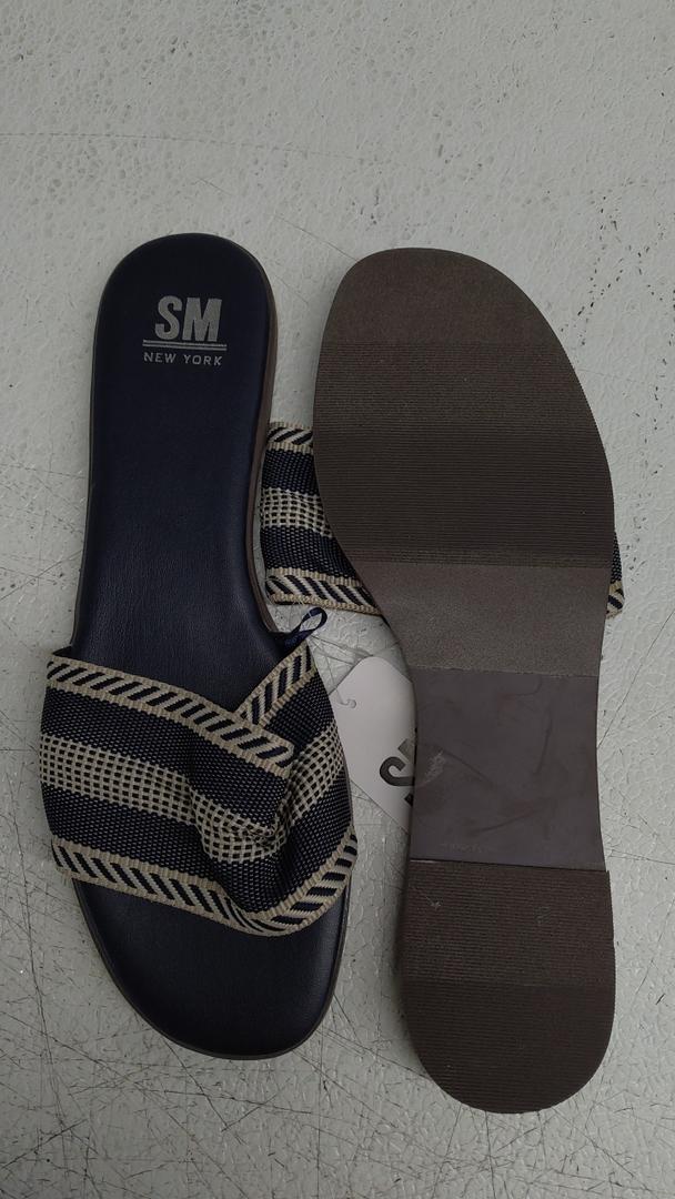 SM New York Navy Size 11