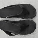 totes Men's Everywear Lightweight Waterproof Contoured Ara Flip Flop Sandal Black 7
