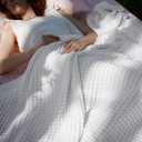 Bedsure Cooling Cotton Waffle Full Size Blanket - Lightweight Breathable Blanket of Rayon Derived from Bamboo for Hot Sleepers, Luxury Throws for Bed, Couch and Sofa, White, 80x90 Inches