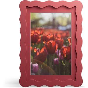 5x7 Picture Frame with Mat for 4x6, Wavy Edge Wooden Real Glass Photo Frame for Tabletop and Wall Hanging, Red, 1 Pack