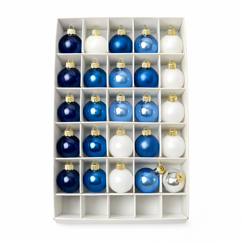 32 Pcs RWhite Blue Tree Ornaments Christmas Ball Tree Hanging Decorations Independence Day Patriotic for American National Memorial Day Holiday Party Decoration