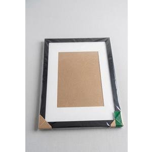 Picture frame 

12x9.5 inches