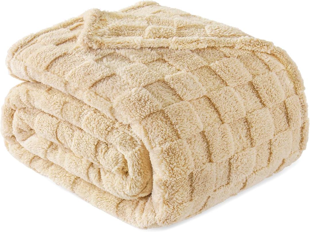 Exclusivo Mezcla Plaid Pattern Fleece Blanket, Super Soft and Warm, Lightweight for All Seasons, 220 x 240 cm, Camel