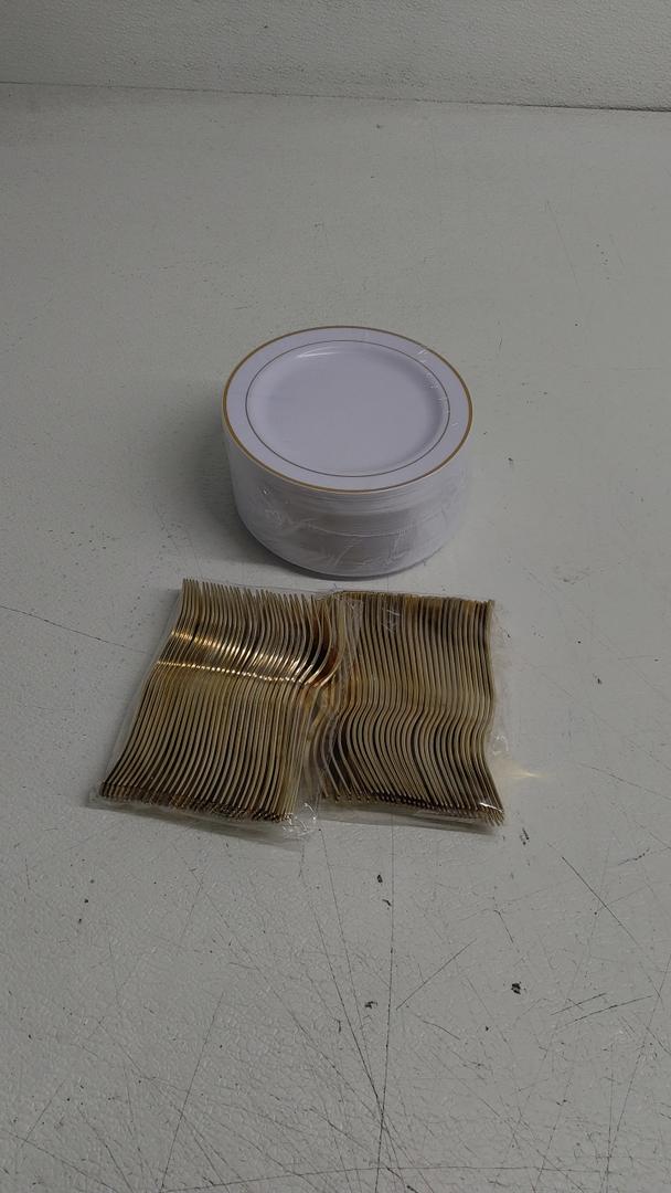 Gold Plastic Plate Set (50 Guests), Plastic 6" Plates 50 Forks
