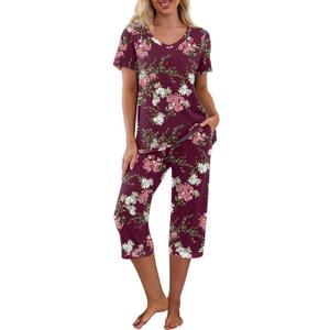 PrinStory Women's Pajama Set Short Sleeve Shirt and Capri Pants Sleepwear Pjs Sets with Pockets (Medium, Fp-wine Red)