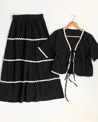 Women's Black and White Two Piece Skirt and Top Set Size S