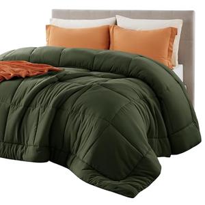 Bedsure Comforter Duvet Insert - Quilted Comforters Full Size, All Season Duvet, Down Alternative Bedding, with 8 Tabs, Gifts for Women/Men, Olive Green, Full 86 x 82 Inches