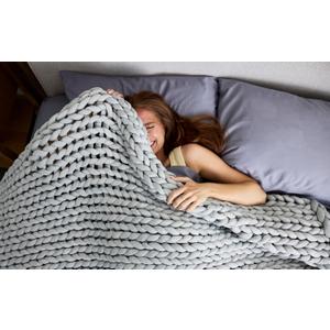 Nuzzie Chunky Knit Weighted Blanket - Breathable, Cooling, Hand Made Knit Throw Blanket for Sleep - Machine Washable, Stylish Design (Light Grey, Throw | 12lbs | 44"x60")
