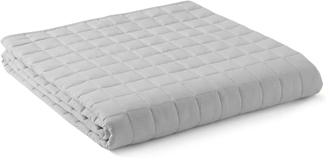 YnM Exclusive Cooling Weighted Blanket, Nylon/PE Fabric, Smallest Compartments, Bed Blanket for One Person of 140lbs, Ideal for Twin/Full Bed (48x72 Inches, 15 Pounds, Light Grey Quill)