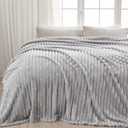 NEWCOSPLAY Super Soft Queen Blanket Light Grey Premium Silky Flannel Fleece 3D Ribbed Jacquard Lightweight Bed Blanket All Season Use (Light Grey Ribbed, Queen(90"x90"))