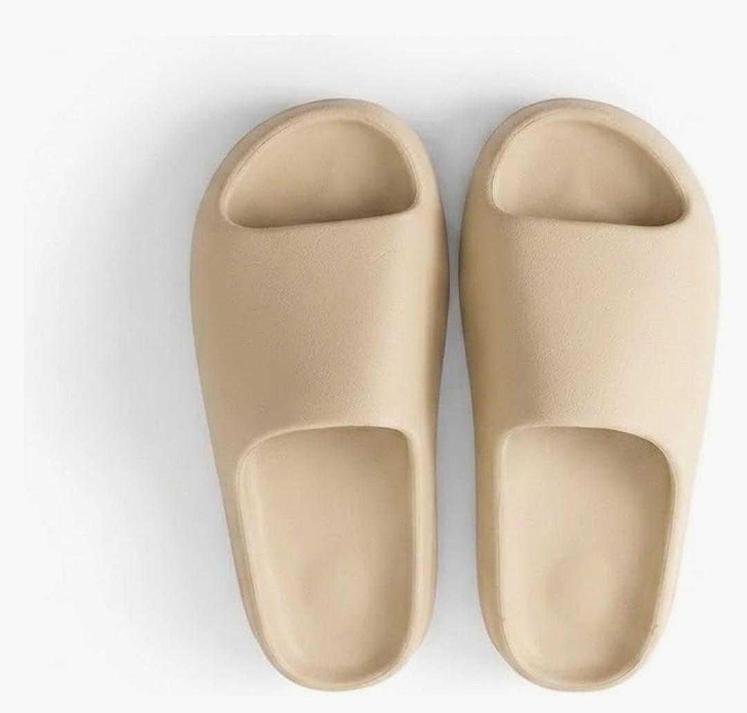 Cloud Slides for Women and Men, Platform Slides Slippers, Non-Slip Quick Drying Soft Lightweight Shower Shoes, Thick Sole Open Toe Slides Sandals for Indoor & Outdoor, 38, Beige
