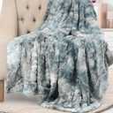 Everlasting Comfort Faux Fur Throw Blanket - Soft, Fluffy, Fuzzy, Plush, Thick Throws (D. Arctic Blue - Faux Fur)