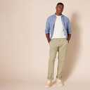 Amazon Essentials Men's Straight-Fit Stretch Cargo Pant, 42W X 28L
