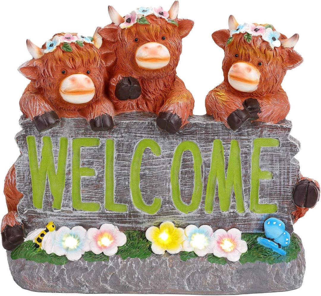 Solar Highland Cow Garden Statue Outdoor Decor, 10" H | Rustic Farmhouse Decorations, Christmas, Birthday Housewarming Gifts, For Mom, Grandma, Women, Resin