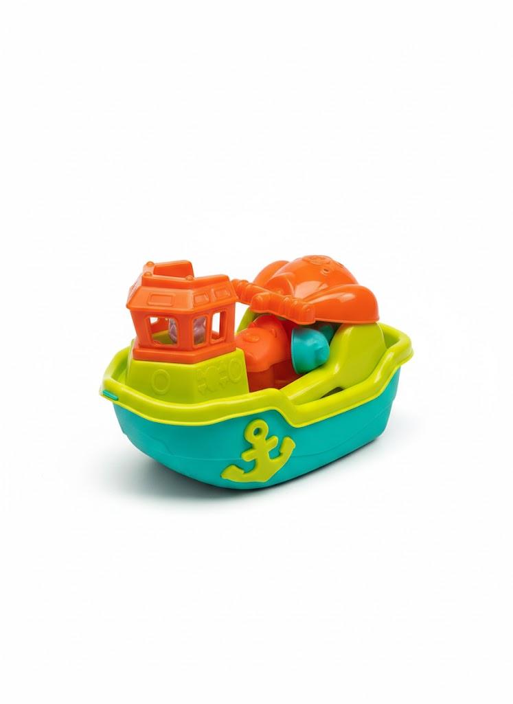 Floating Boat -  Bathtub, Pool, and Water Play Toys for Kids 3 Years Plus