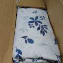 Bedsure Floral Quilt King Size - Reversible Blue & White Floral Comforter, Daisy Design Lightweight Bedspread Quilt Bedding, Soft Microfiber Coverlet for All Seasons (106"x96") | Spring and Summer, Lightweight, Floral, Reversible, Ultra Soft