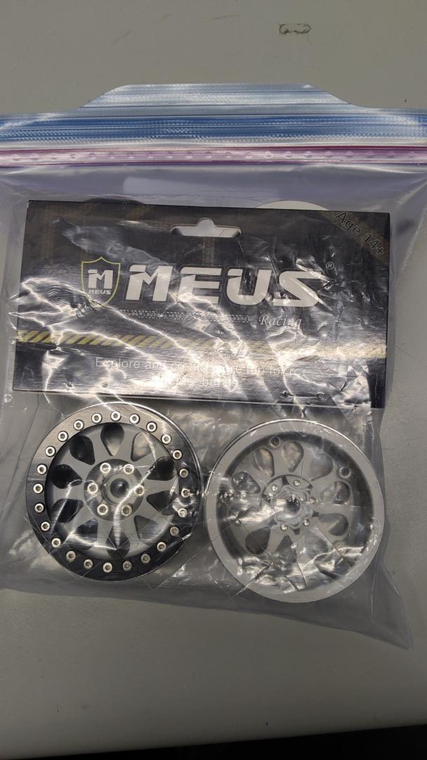 MEUS RACING 2.2 Beadlock Wheels Rims Deep-Dish Wheel for Axial SCX10 Traxxas TRX4 Vanquish VS4-10 Redcat Gen8 1/10 RC Crawler Upgrades (Silver)