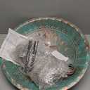 DREAMSOUL 20" Green Bird Bath Stand, Large Bird Bath for Outside with Peacock Pattern, Metal Birdbath with Folding Bracket for Garden Lawn Decor