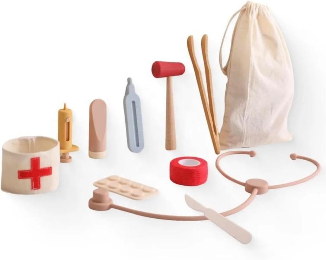Wooden Medical Play Set, Pretend Doctor Kit with Accessories, 11 Pieces