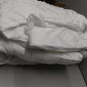 Bedsure Comforter Duvet Insert, Quilted Bedding Blanket, Oeko-TEX
People & Editor-Tested Comforter, Down Alternative Fill, 8 Corner Tabs, Machine Washable, White, Queen, 88 x 88 Inches