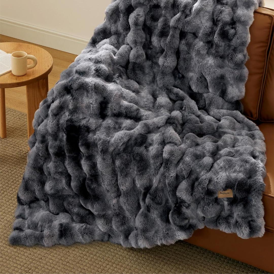 Bedsure GentleSoft Fluffy Fuzzy Tie-dye Grey Throw Blanket for Men, Soft Cozy Minky Fleece Faux Fur Blanket for Couch, Mens Room Decor Charcoal Gray Bed Cover, Thick Warm Plush Gifts for Dad, Him