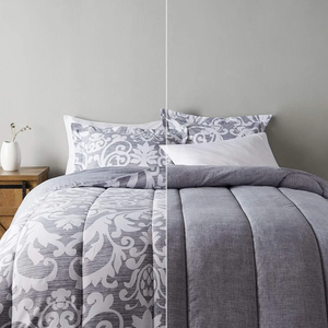 Amazon Basics King Size Comforter Sets, Ultra-Soft Lightweight Microfiber Reversible 3-Piece Bedding, Gray Medallion