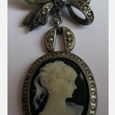 Vintage Cameo With Bow Pin/Brooch