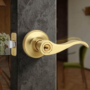 Moquin Wavy Style Gold Door Handle with Lock and Key, Keyed Entry Brushed Gold Door Handles for Bedroom or Front Door, Satin Brass (1 Pack)