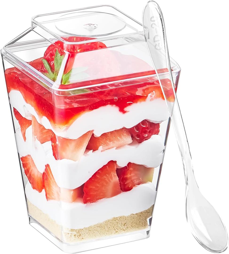 Qeirudu 50 Pack 5 oz Dessert Cups with Lids and Spoons - Plastic Pudding Cup Small Parfait Shooter Glasses for Pastry Cheesecake Mousse Jello