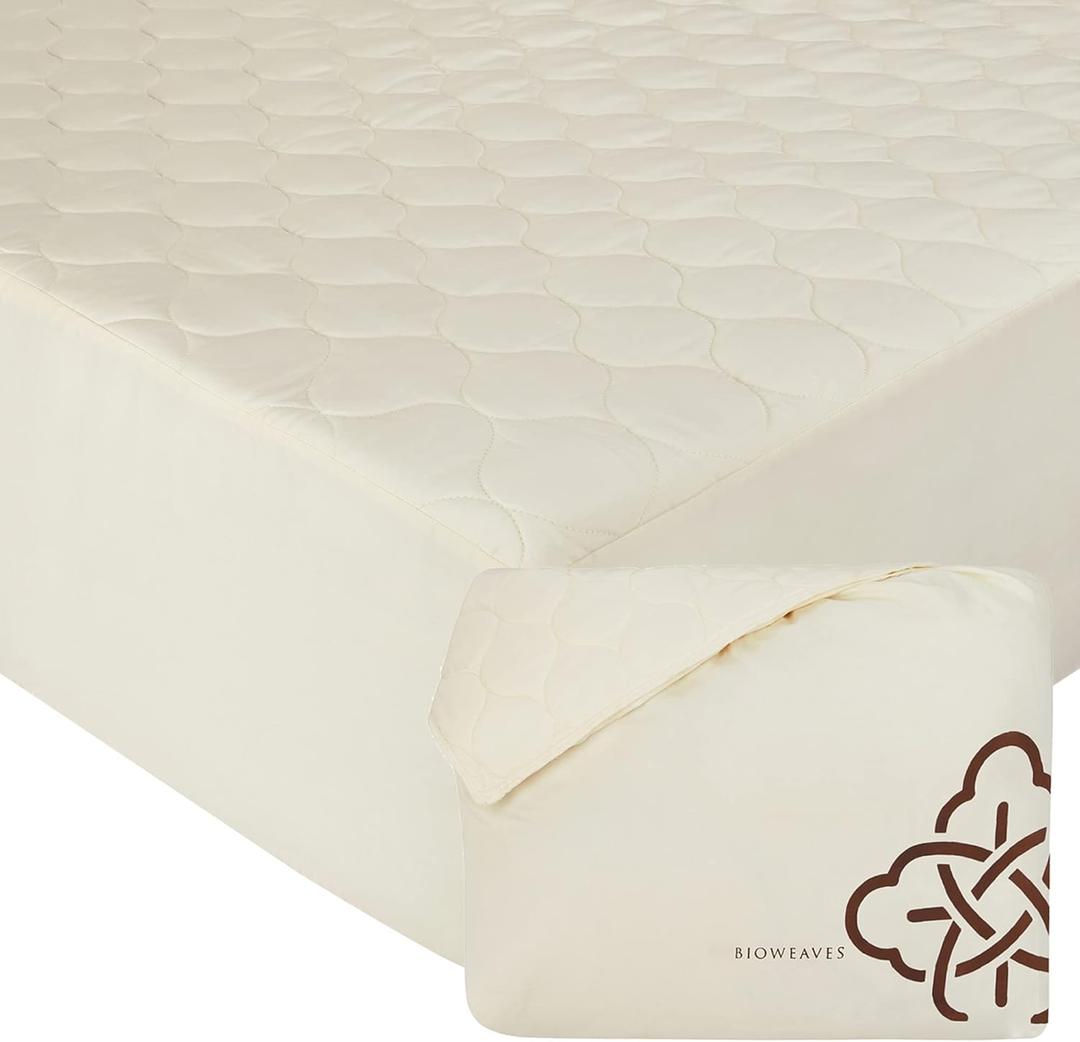 Bioweaves 100% Organic Cotton Mattress Pad Cover, GOTS Certified Cooling Quilted Fitted Mattress Topper & Protector with Soft Cotton Wadding - 20 Inch Deep Pocket, Queen