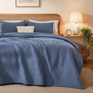 Love's cabin Queen Size Cotton Quilt Set, 100% Cotton Fabric Striped Textured Coverlet with Crinkled Look, Lightweight Quilted Bedspread for All Season, Includes 2 Pillow Shams, Bluish Grey | Lightweight, Queen(90"x96"）