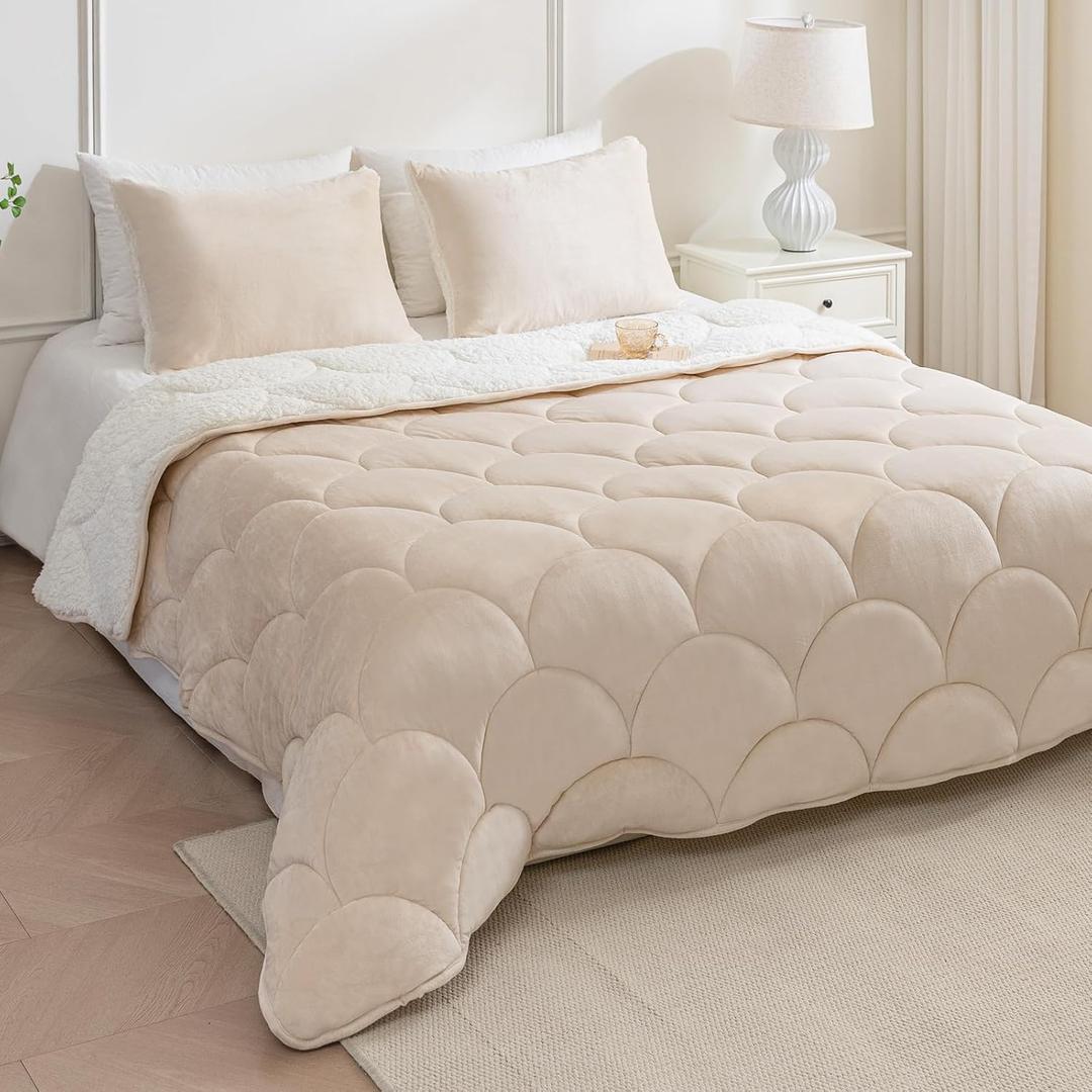 Sherpa Comforter Set King Size 95 * 86", All Season Soft Warm Fleece Spring Fall Blanket Filled with Lightweight Microfiber, with 2 Pillow Sham