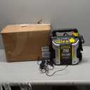 Stanley J7CS 700 Peak Amp Automotive Jump Starter, Portable Power  Triple 15W USB Ports, 120 PSI Air Compressor