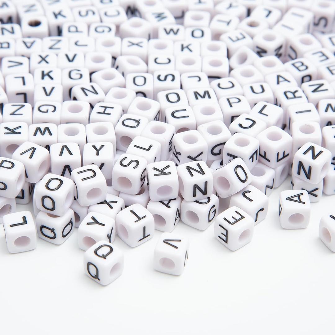 300Pcs White Large Square Letter Beads Acrylic 10x10mm A-Z Big Cube Alphabet Beads for Jewelry Making Friendship Bracelets