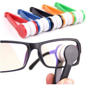 GBSTORE 5 Pcs Mini Sun Glasses Eyeglass Microfiber Spectacles Cleaner Soft Brush Cleaning Tool Mini Microfiber Glasses Eyeglasses Cleaner Cleaning Clip (Random Color)
