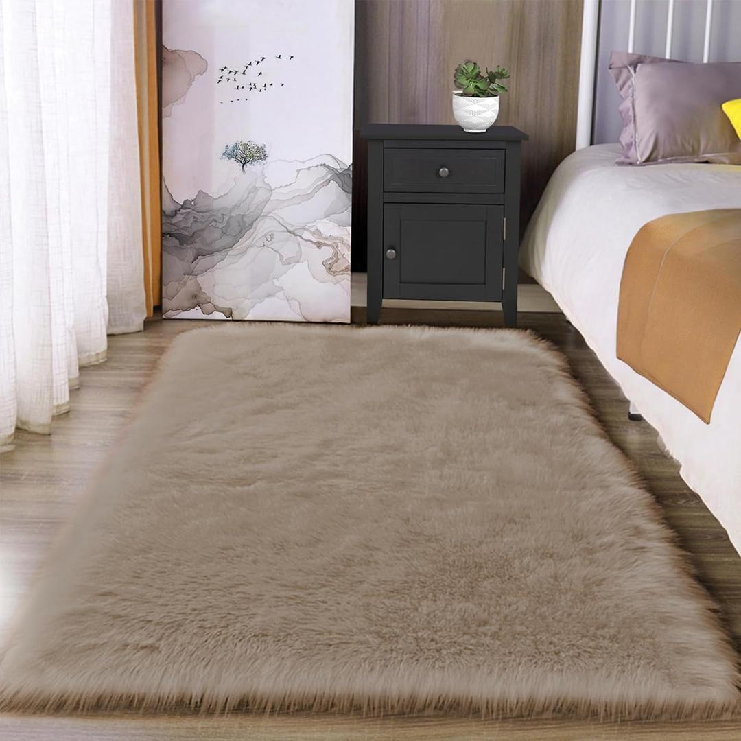 Latepis Washable 3x4 Light Brown Sheepskin Fluffy Shag Plush Faux Fur Rug for Living Room Bedroom Dorm Room Throw Rectangle (Beige)