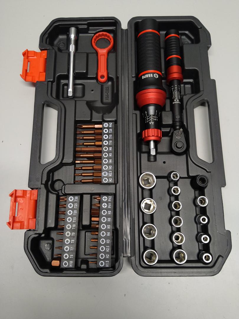 Torque Screwdriver Set, 64 Pieces