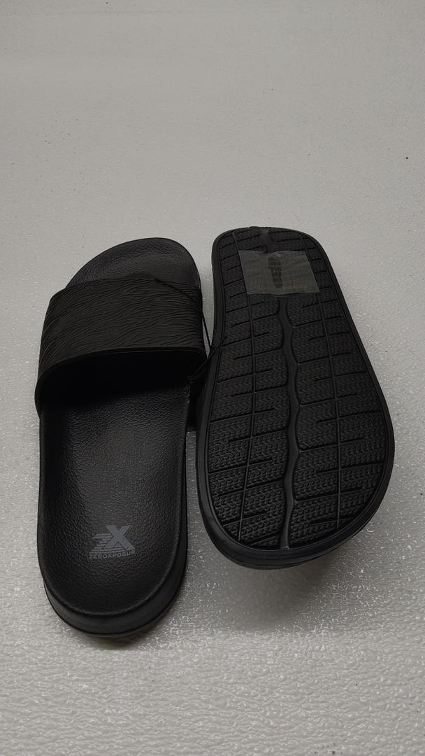 Embossed Slide Black 9