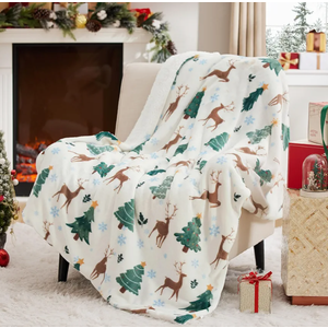 Bedsure White Christmas Throw Blanket - Soft and Warm Sherpa Christmas Reindeer Throw Blankets for Couch, Sofa, Bed, Decoration Gift 50"x60"