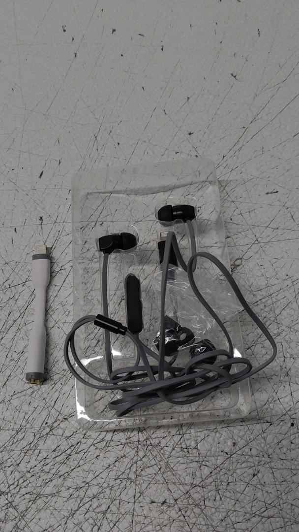 Acoustix Stereo Earbuds With Apple 8-Pin Adapter & Small White Adapter
