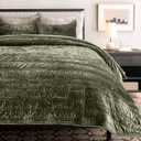 EVERGRACE Luxury Ruched Velvet Quilt Queen Size, Ultra Soft Bedspread Coverlet Set, Lightweight Velvet Comforter, Quilted Bedding Cover with 2 Matching Shams for All Season, Olive Green | Luxe Velvet, Soft, Opulent Sheen, Beautiful Colors, Oversized, Oeko-Tex Certified
