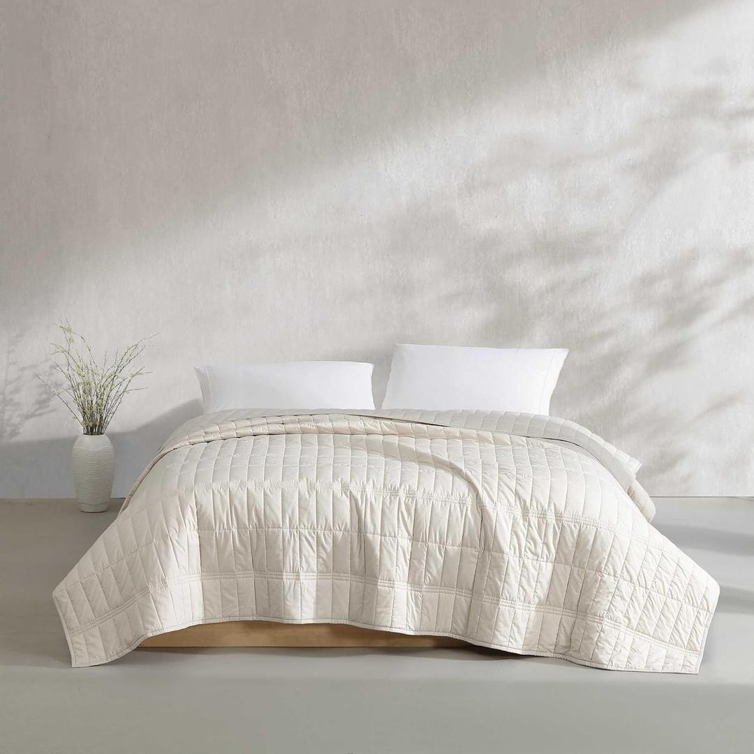 Calvin Klein - King Quilt Set, Cotton Percale Weave Bedding with Matching Shams, Crisp & Cool, Oeko-Tex Certified (Washed Percale Light Beige)