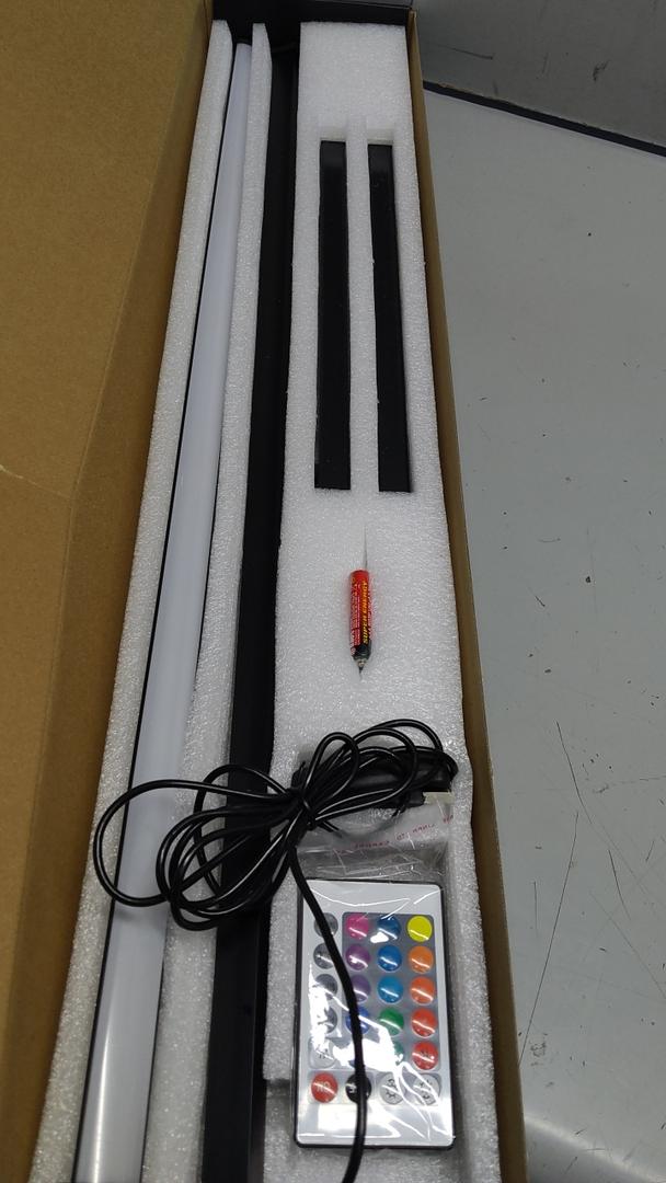 WA 4.6 FT METAL RGB CORNER LIGHT