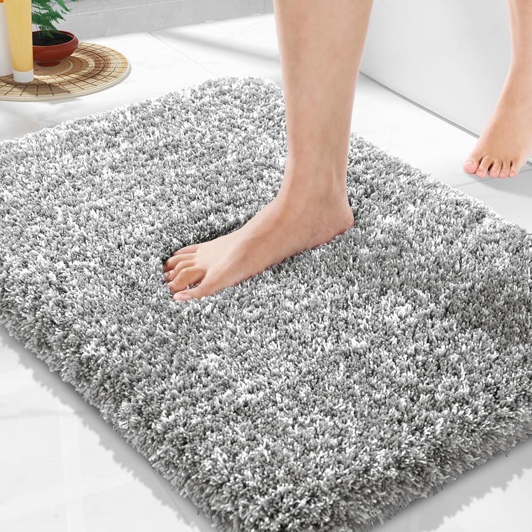 Yimobra Bathroom Rugs Non Slip Washable, Ultra Soft and Water Absorbent Bath Mats, Fluffy Shower Mat Outside, Plush Matts for Bathroom Floor/Sink, 24x17, Home Decor Accessories, Light Gray and White