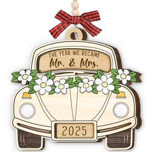 3 x Wedding Gifts 2025, First Christmas Married Ornament, Mr and Mrs Gifts As Engagement Gift for Newlyweds, Wooden Ornaments for Christmas Tree Decorations, Just Married Gift for Couple