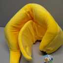 DSDESHU Banana Cat Bed for Cats & Small Dogs – Funny Yellow Plush Pet Cave, Comfy Indoor Hideaway for Kittens, Puppies, and Small Pets